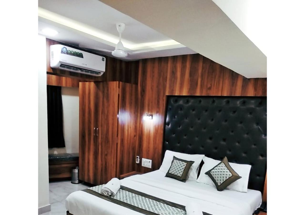 Hotel Ashyana Mumbai Bagian luar foto