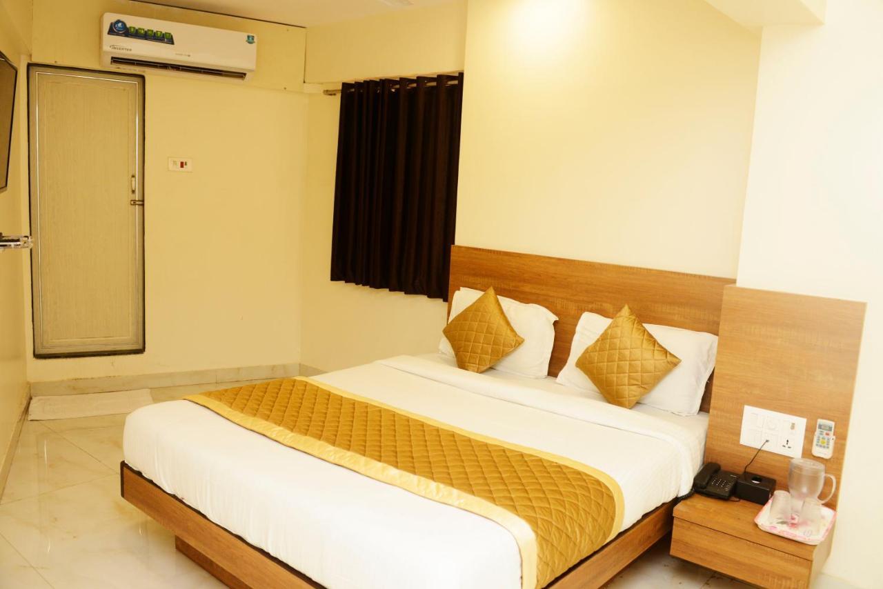 Hotel Ashyana Mumbai Bagian luar foto