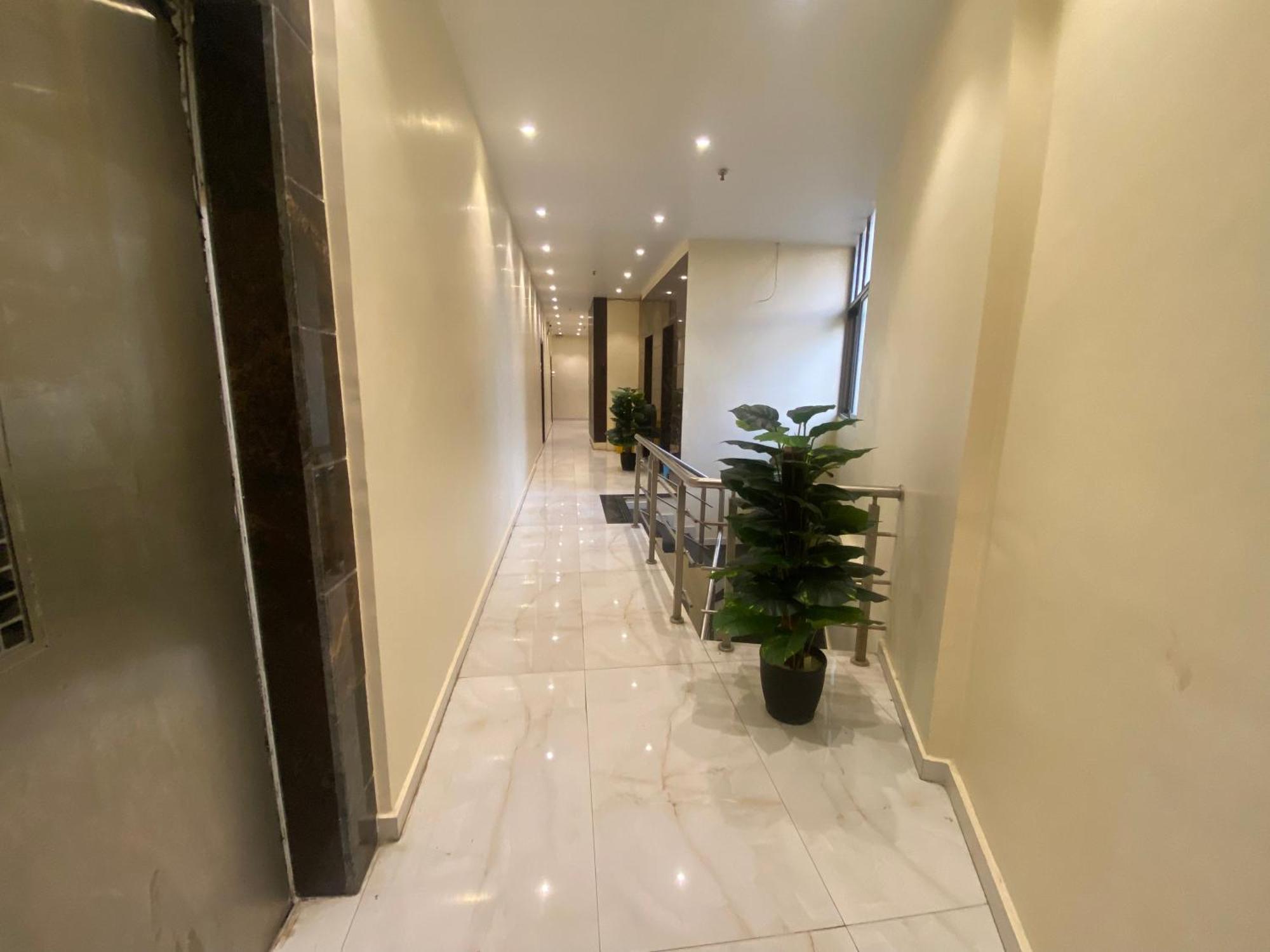 Hotel Ashyana Mumbai Bagian luar foto